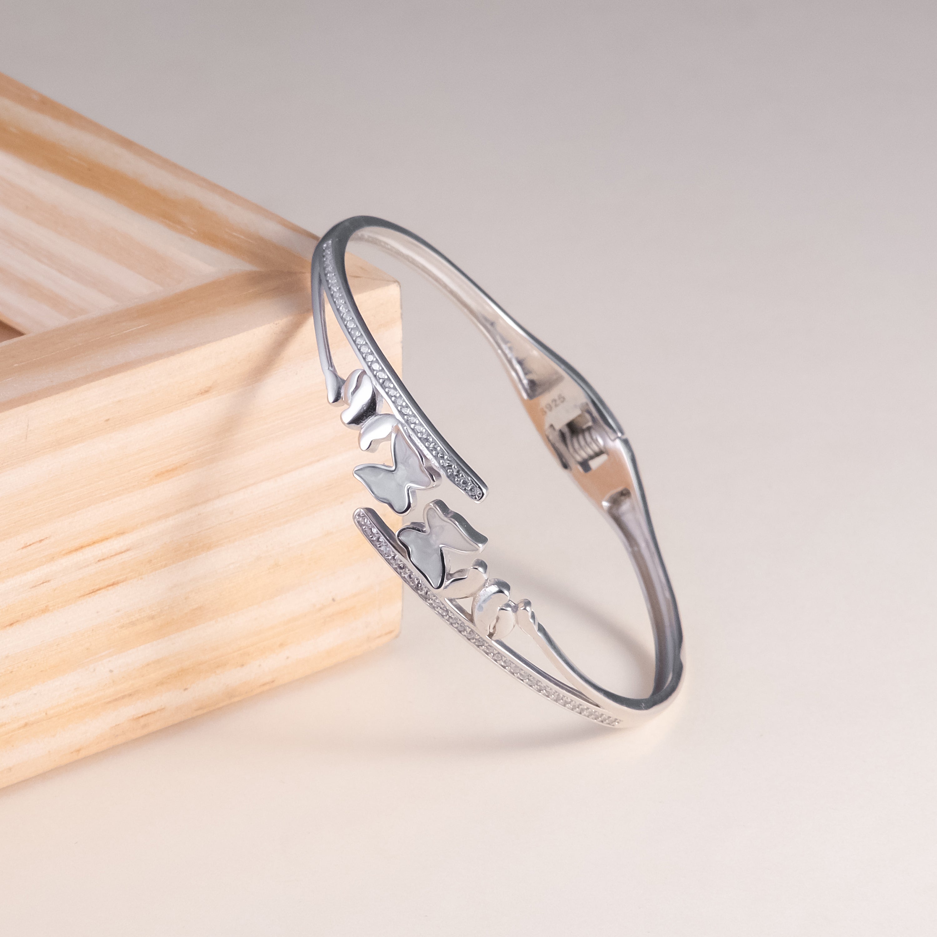 92.5 Silve Butterfly Bangle Bracelet