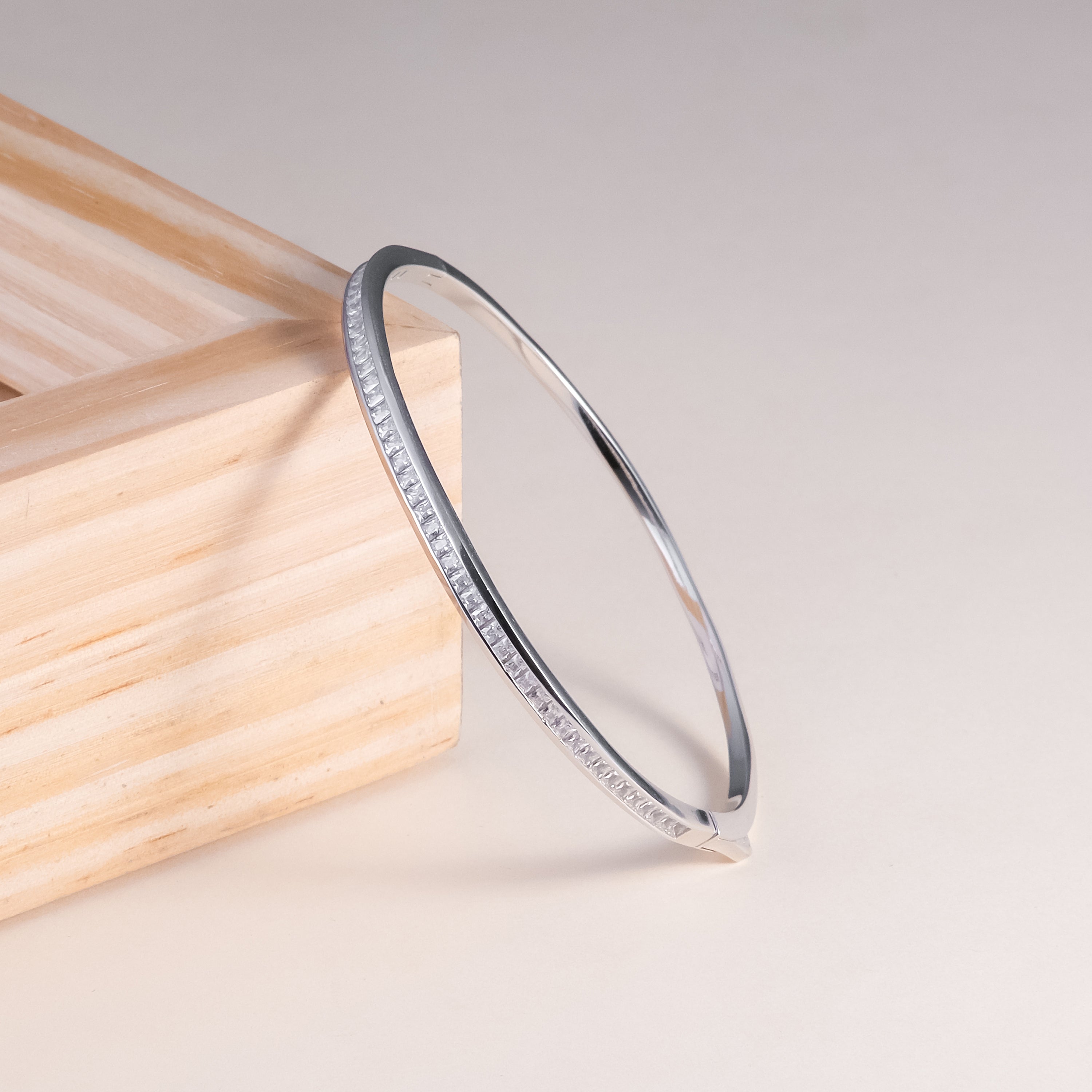 92.5 Silver Single Line Stone Bangle Bracelet