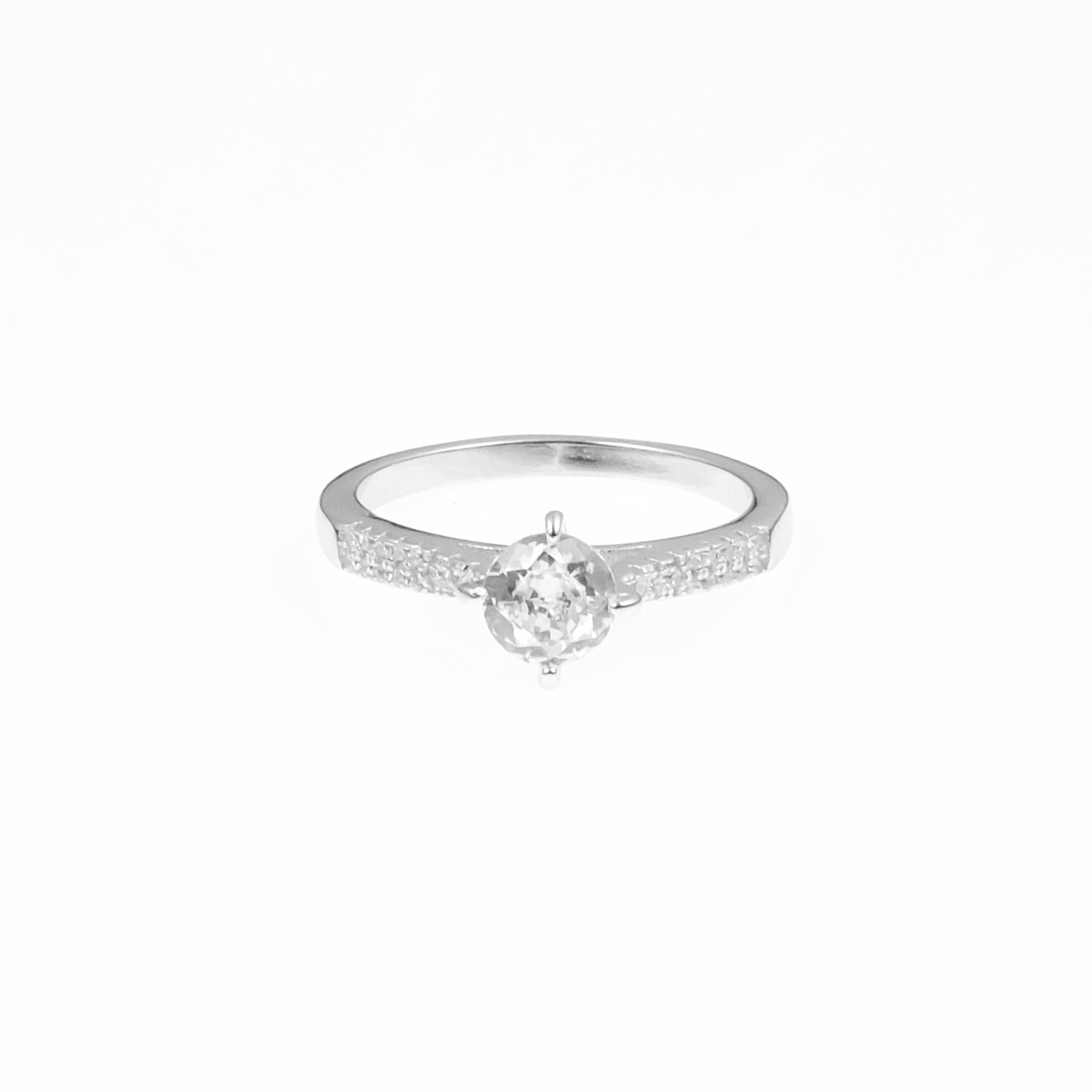 92.5 Sterling Silver Single Solitaire ladice Ring