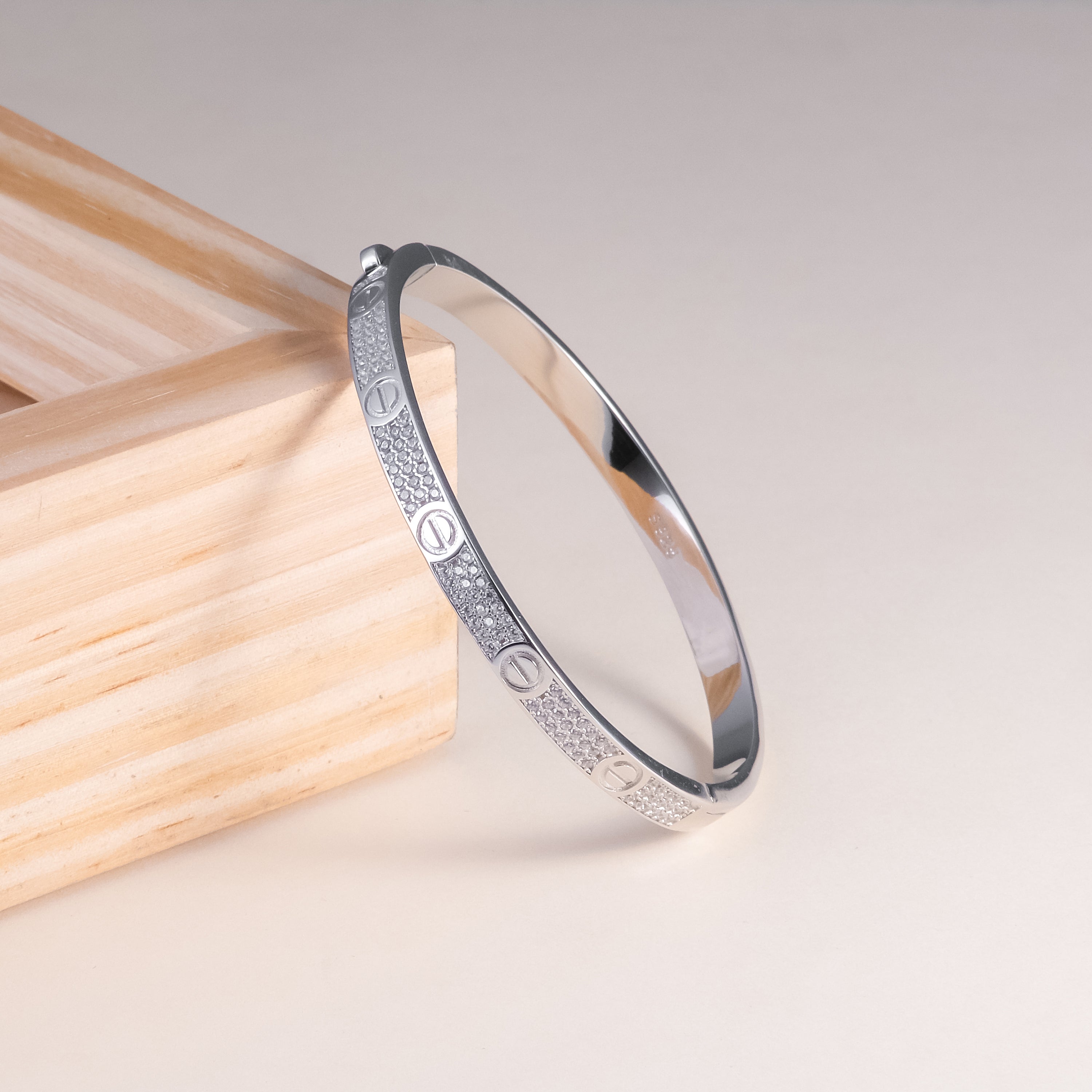 92.5 Silver Love So Cute Bangle Bracelet