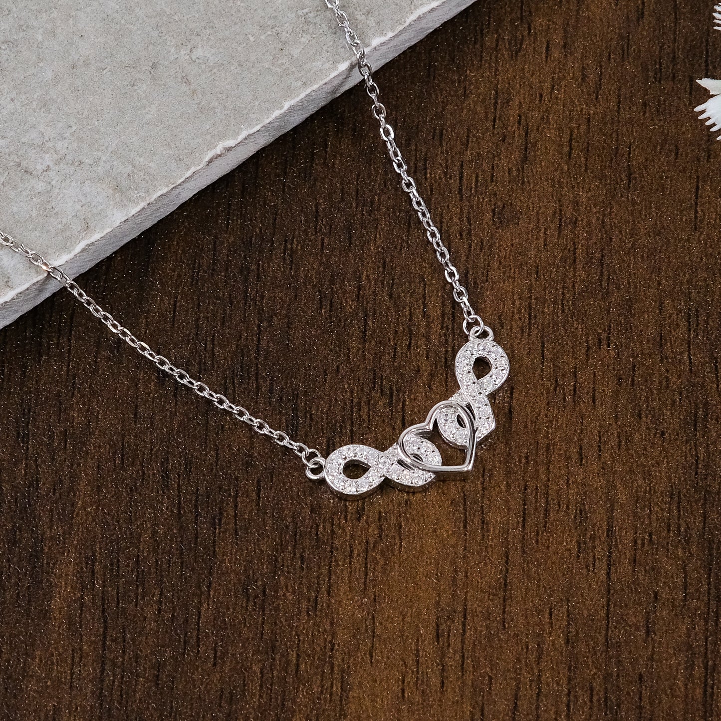 Silver Infinity Heart Chain Pendant Set
