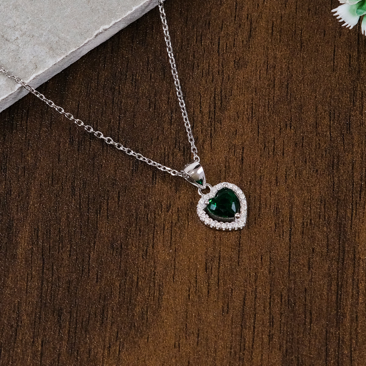 Silver Green Heart Pendant Necklace Chain Set for Women
