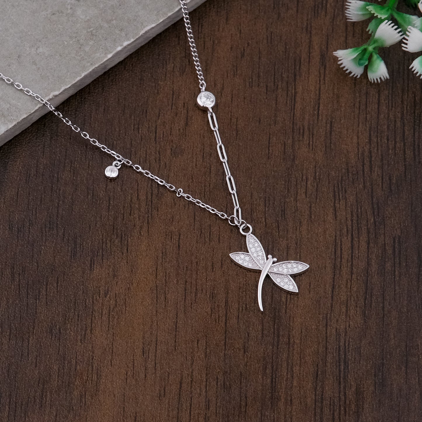 Silver Tanmaniya Butterfly Pendant Chain Set