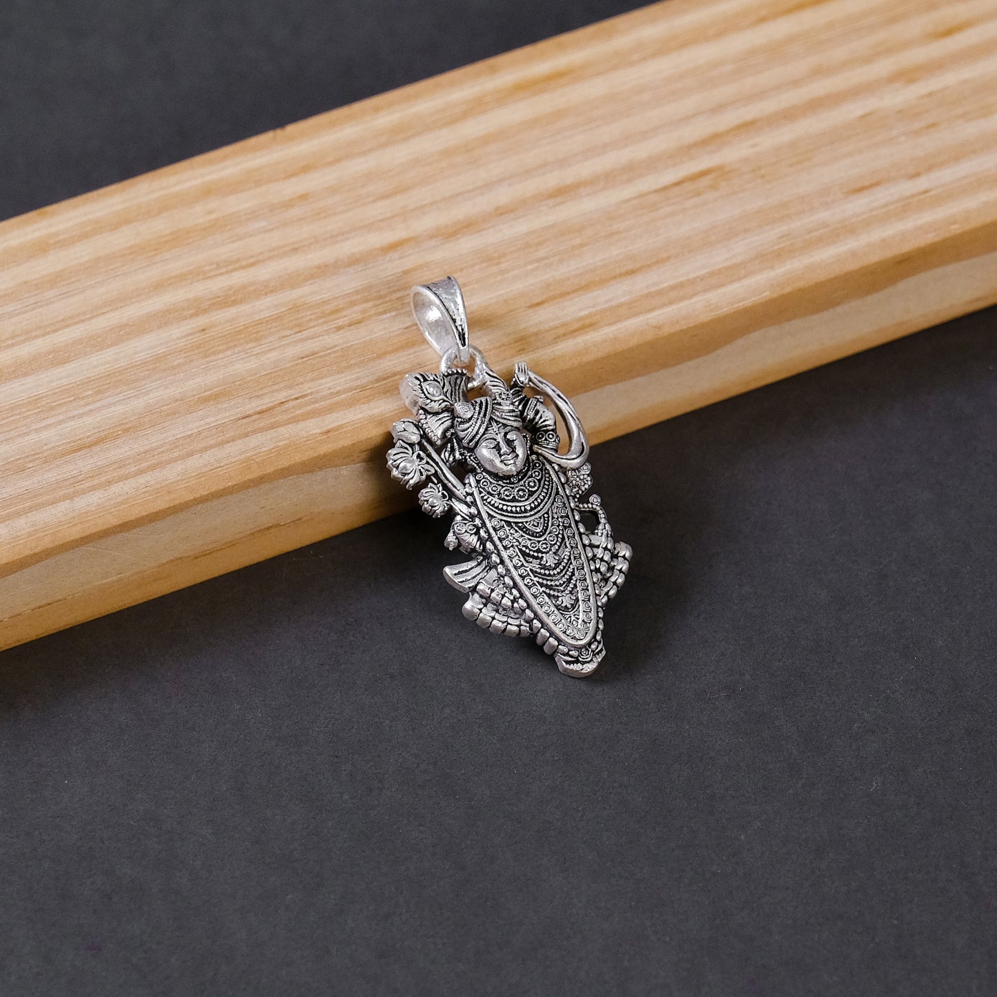 Silver Shrinathji Pendant (Nathdwara Krishna Design) – Antique Finish | 8.08g