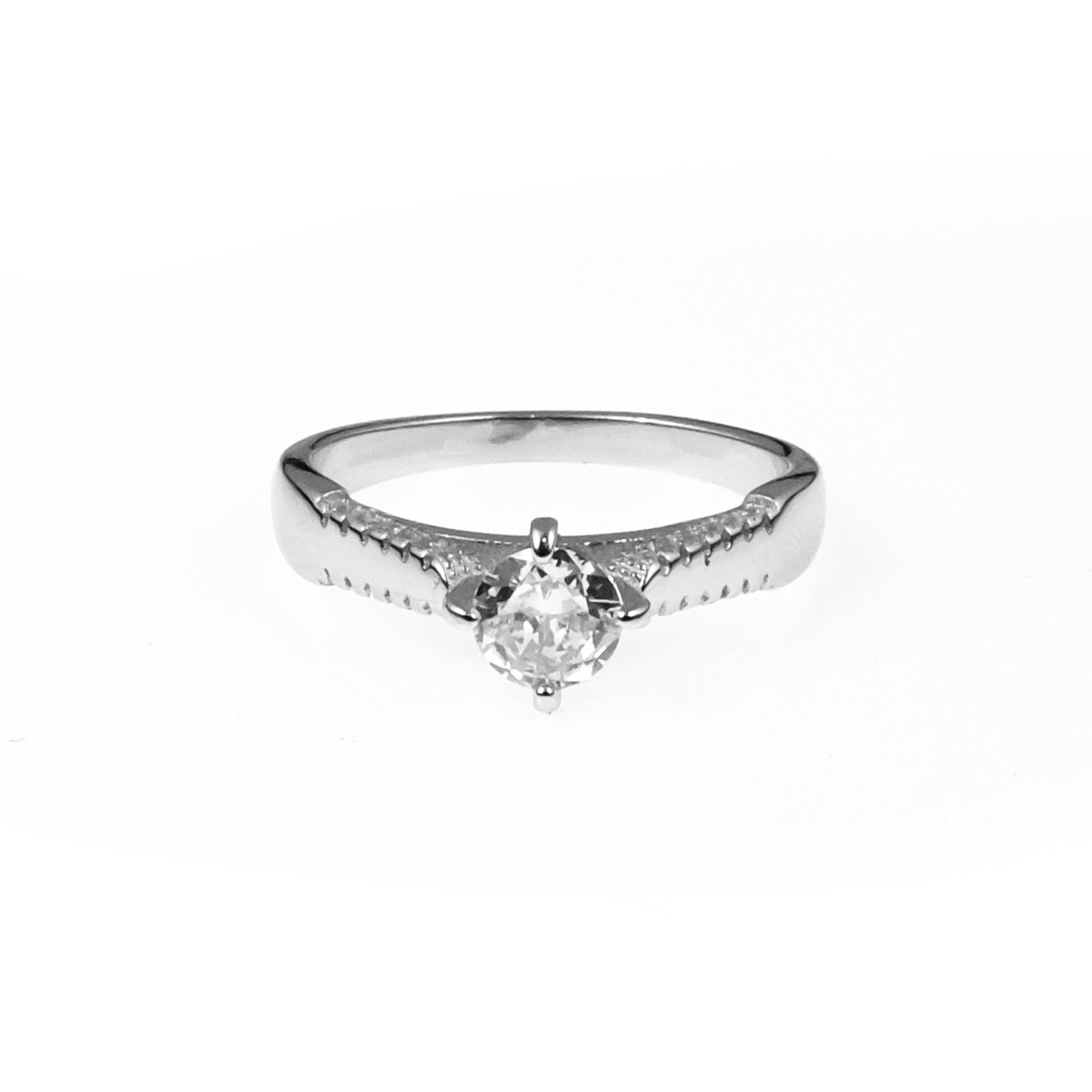 92.5 Sterling Silver Single Solitaire ladice Ring