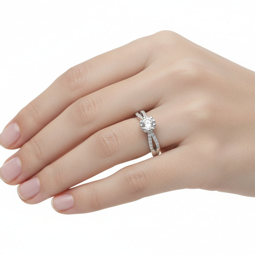92.5 Sterling Silver Single Solitaire ladice Ring
