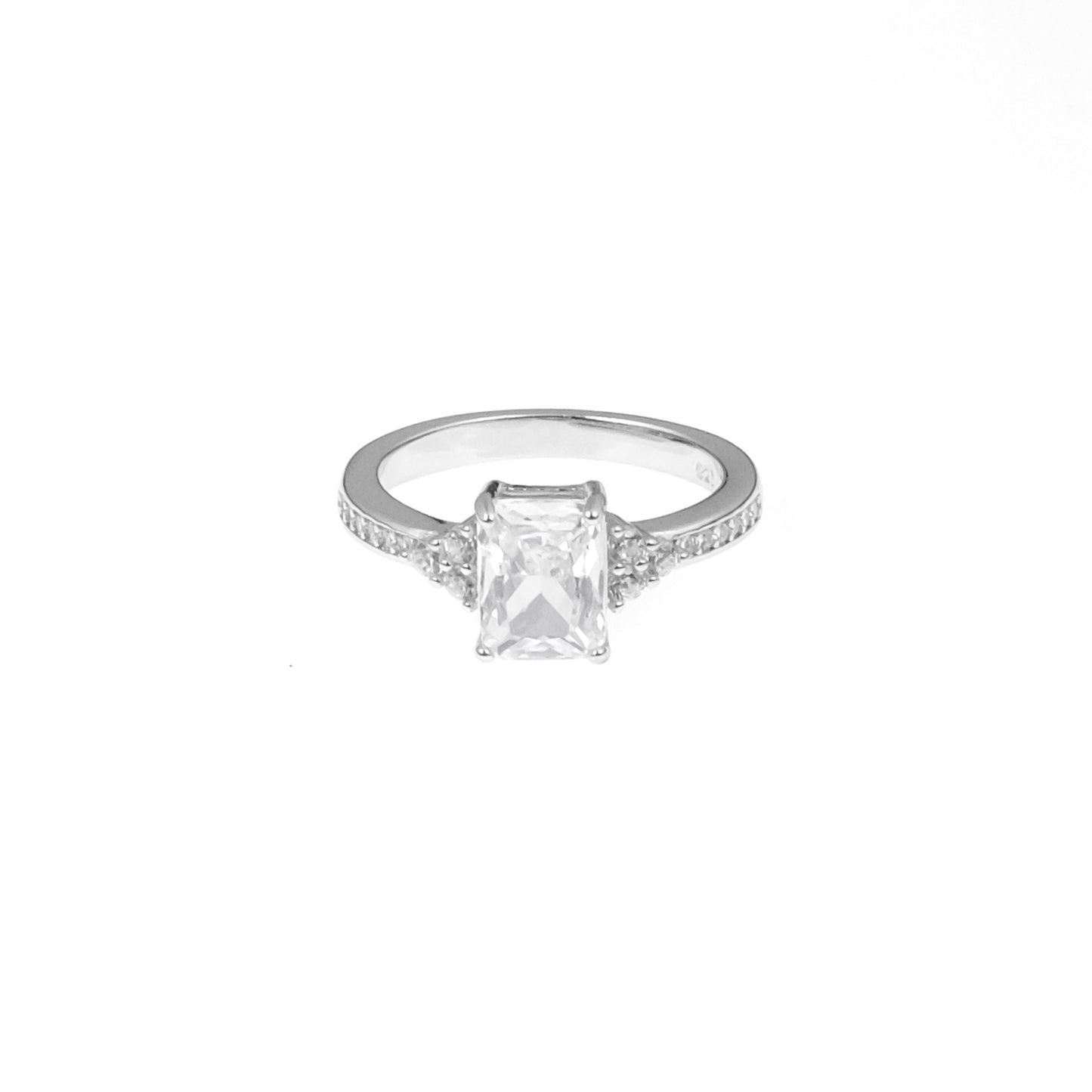 92.5 Sterling Silver Single rectangle Stone ladice  Ring