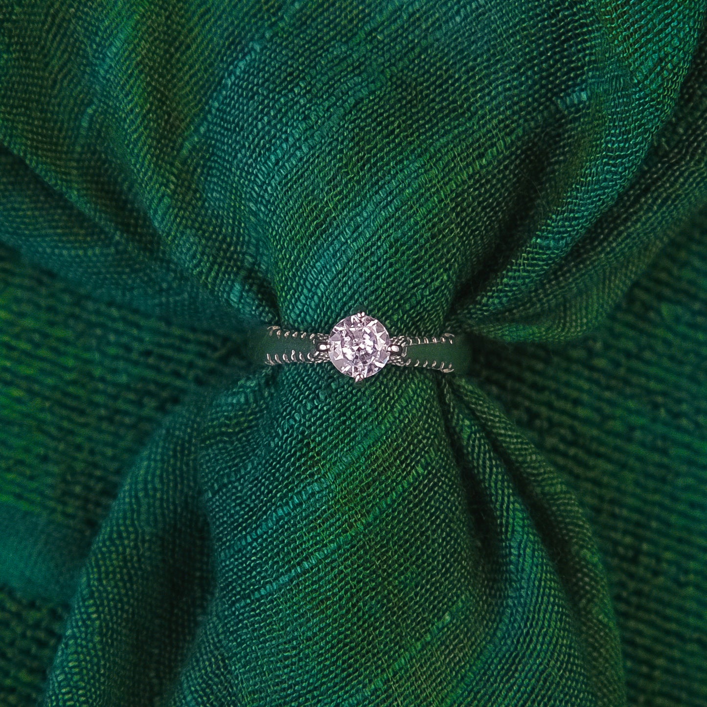 92.5 Sterling Silver Single Solitaire ladice Ring