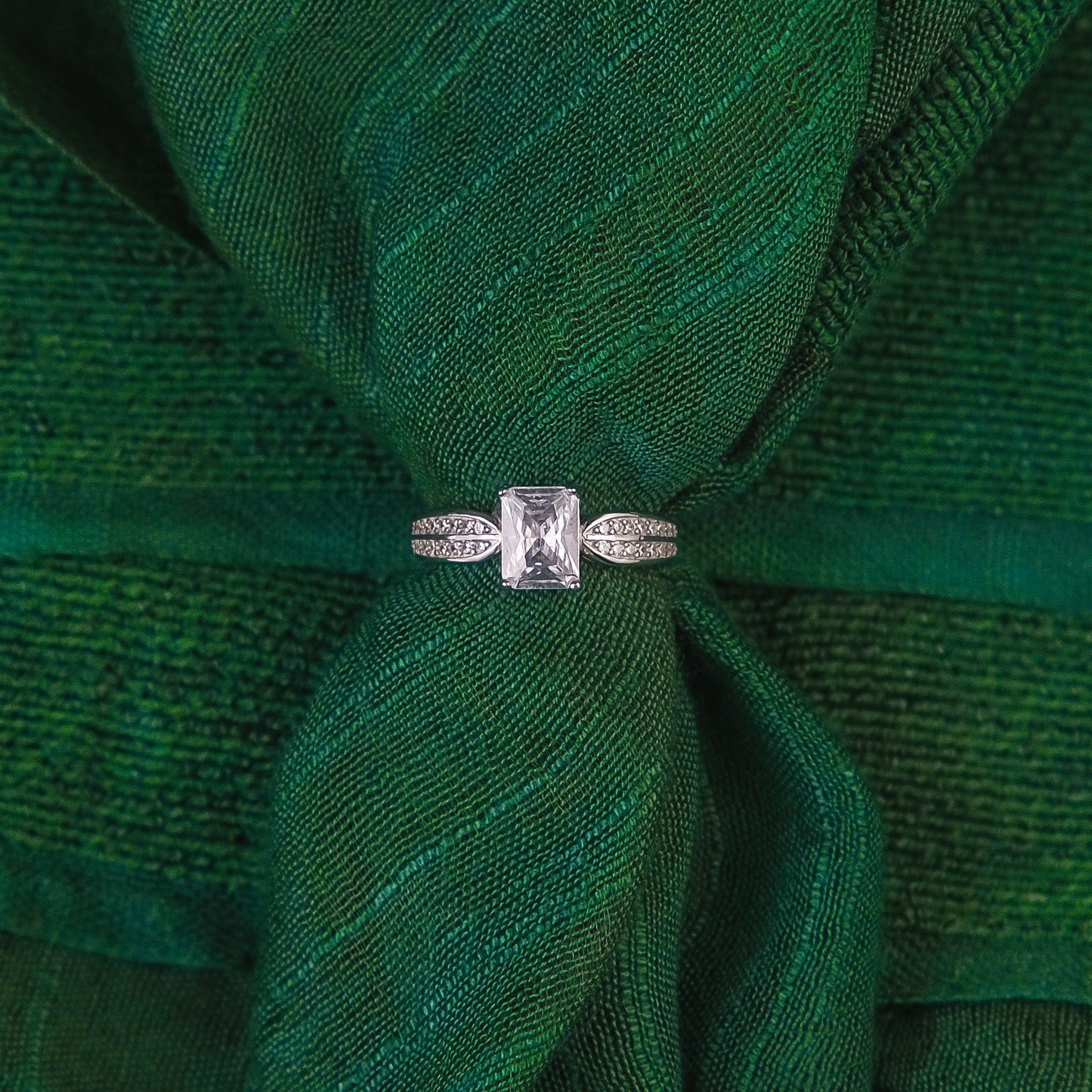 92.5 Sterling Silver Single rectangle Stone ladice  Ring