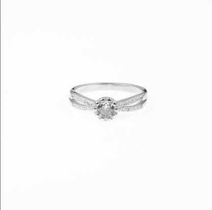92.5 Sterling Silver Single Solitaire ladice Ring