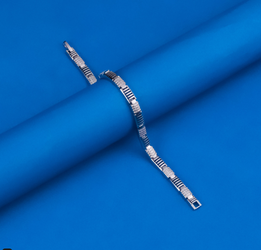 92.5 Sterling Silver CZ Diamond Designer Bracelet for Women